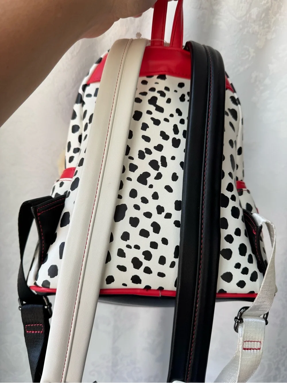 101 Dalmatians Cruella De Villains Scene Mini Backpack